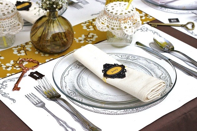 place setting ideas for Keys to Success party