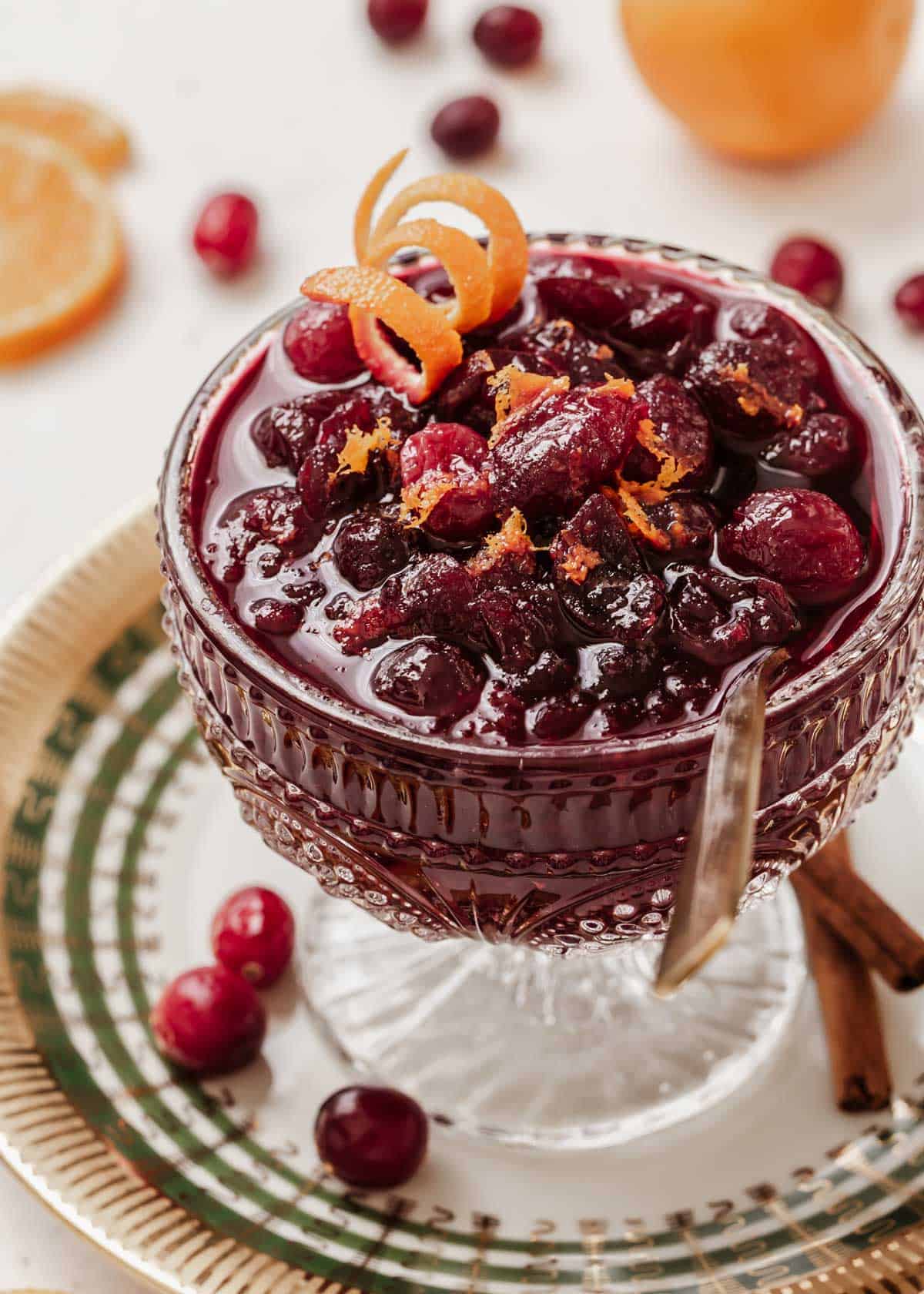 Homemade Red Wine Cranberry Sauce