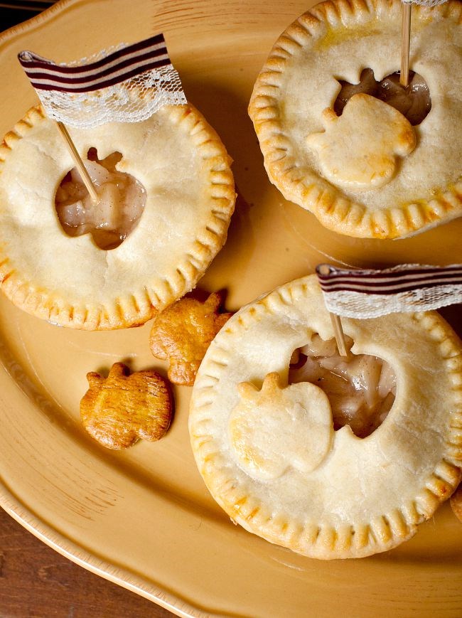 Apple themed autumn Engagement Party, mini apple pies with apple crust cutouts 