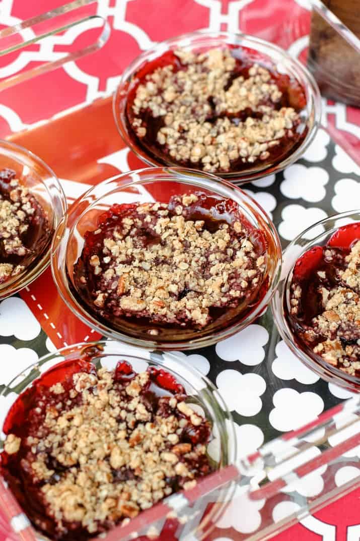 easy cookout dessert, crumble topping recipe