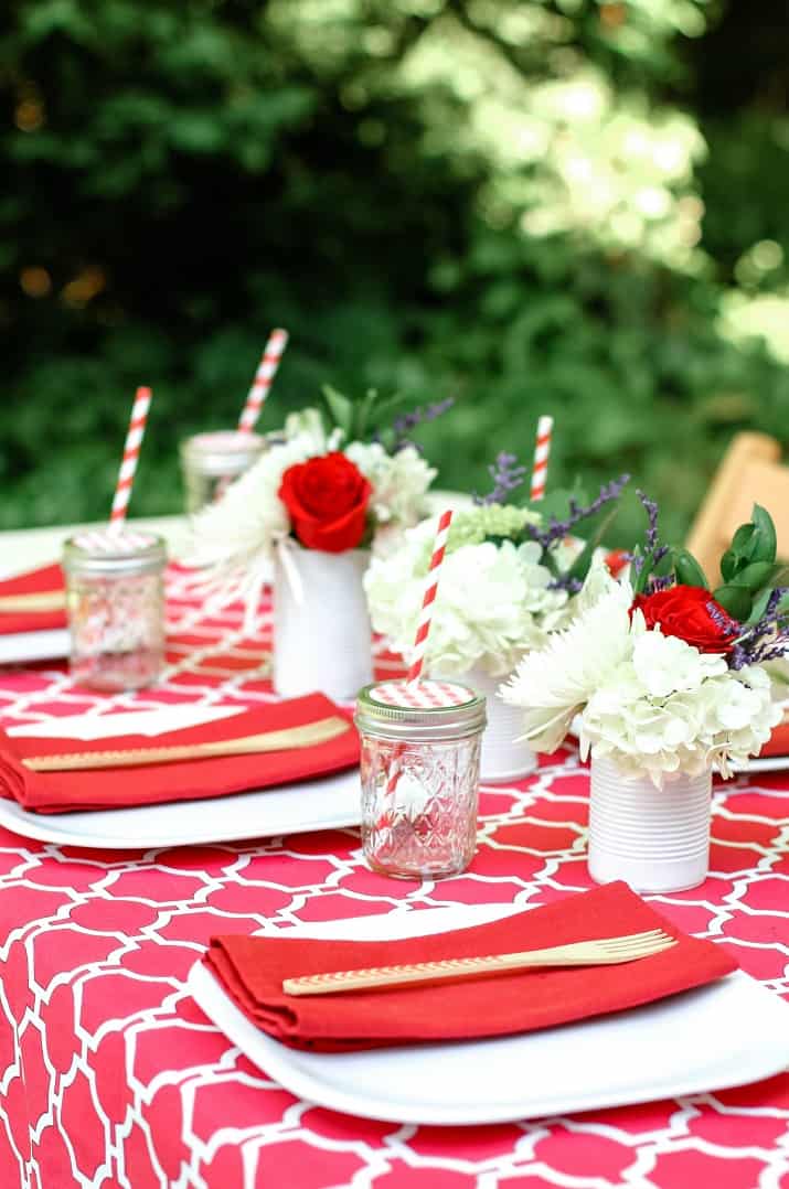 outdoor table setting