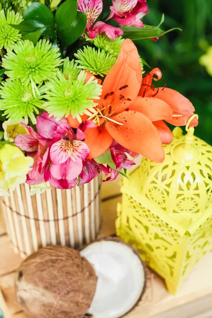 These are the only tropical themed party ideas you need! (with photos)