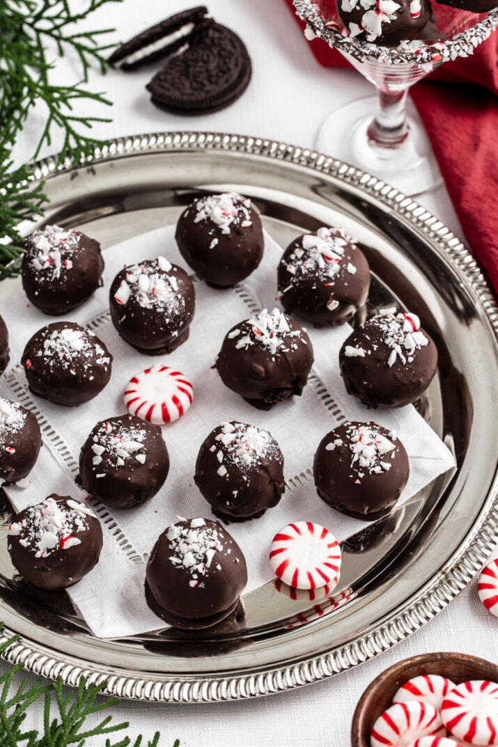 Peppermint Oreo Truffles - Celebrations at Home