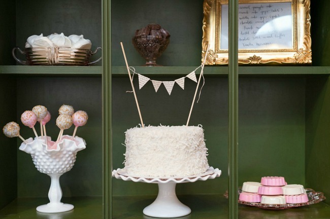 Story book themed baby shower by Hunter & Gather decor & prop rentals / photographer Estelle Choe