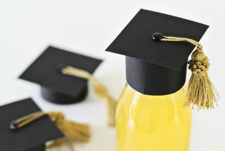 DIY Graduation Cap Bottle Toppers