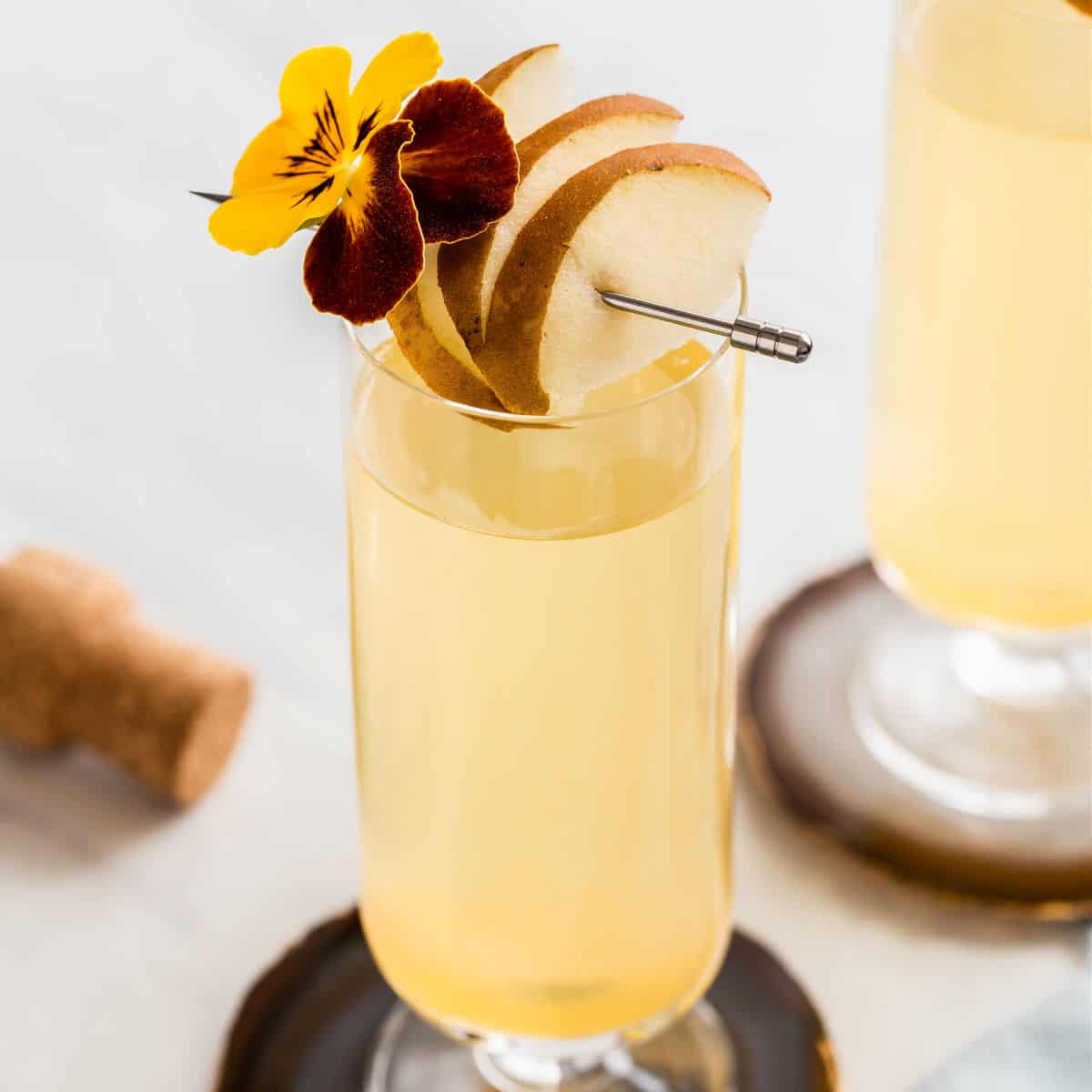 Prosecco & Pear Juice Cocktail with Ginger Liqueur