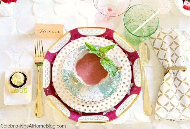 You'll get inspired by this beautiful bridesmaid luncheon with menu & recipes in a modern-meets-vintage style. Would be beautiful for any ladies luncheon or tea party! - mix n match place settings
