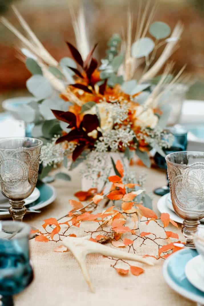 gorgeous fall tablescape