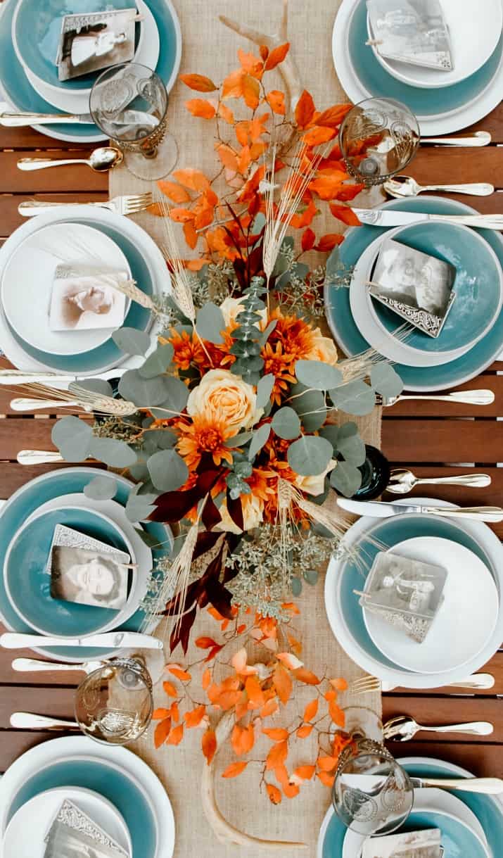 gorgeous Thanksgiving tablescape