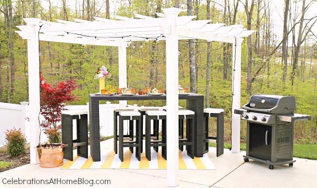 See how I created 2 separate areas for outdoor living & entertaining using 5 specific tips that can help you too.
