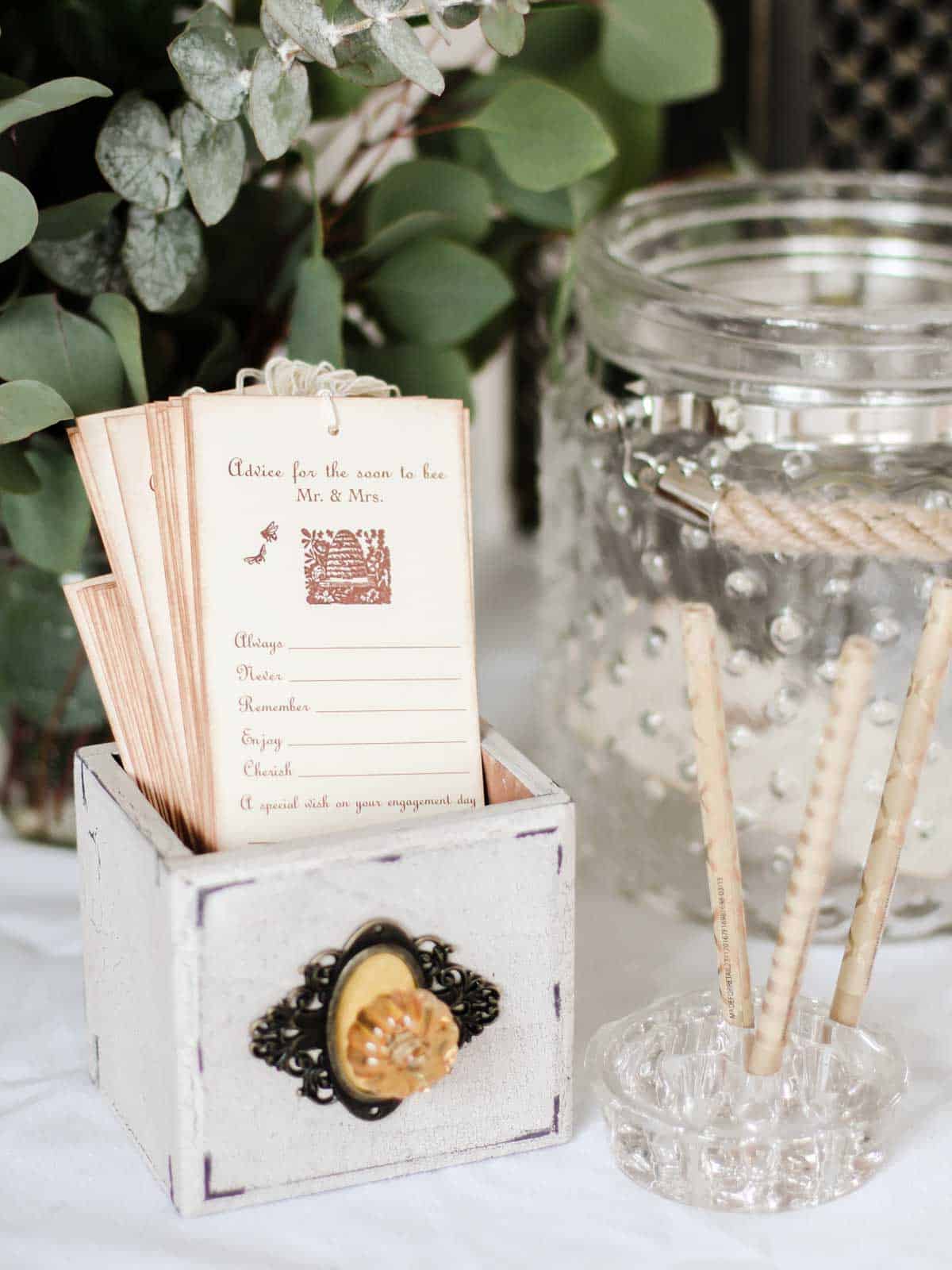 bee themed advice cards for bridal shower.