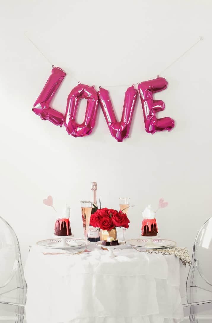 Romantic table for 2 Valentines day ideas