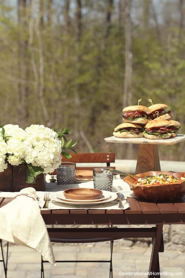 summer dinner party on the patio