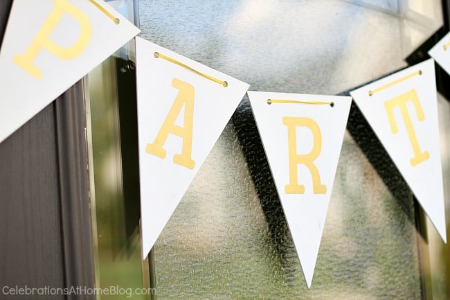 Outdoor birthday party decor with balloons; Welcome guests with these decorating ideas.
