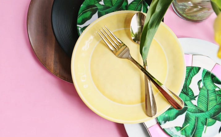 Tropical Place Setting 4 Ways