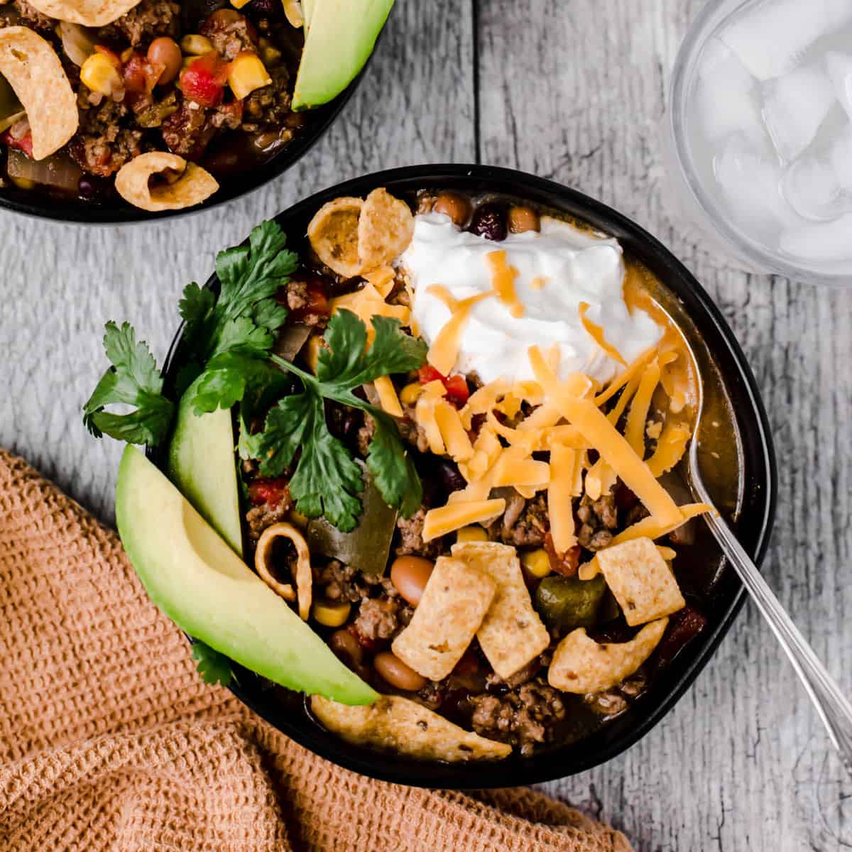 Easy Southwest Chili (Slow Cooker) - Celebrations at Home