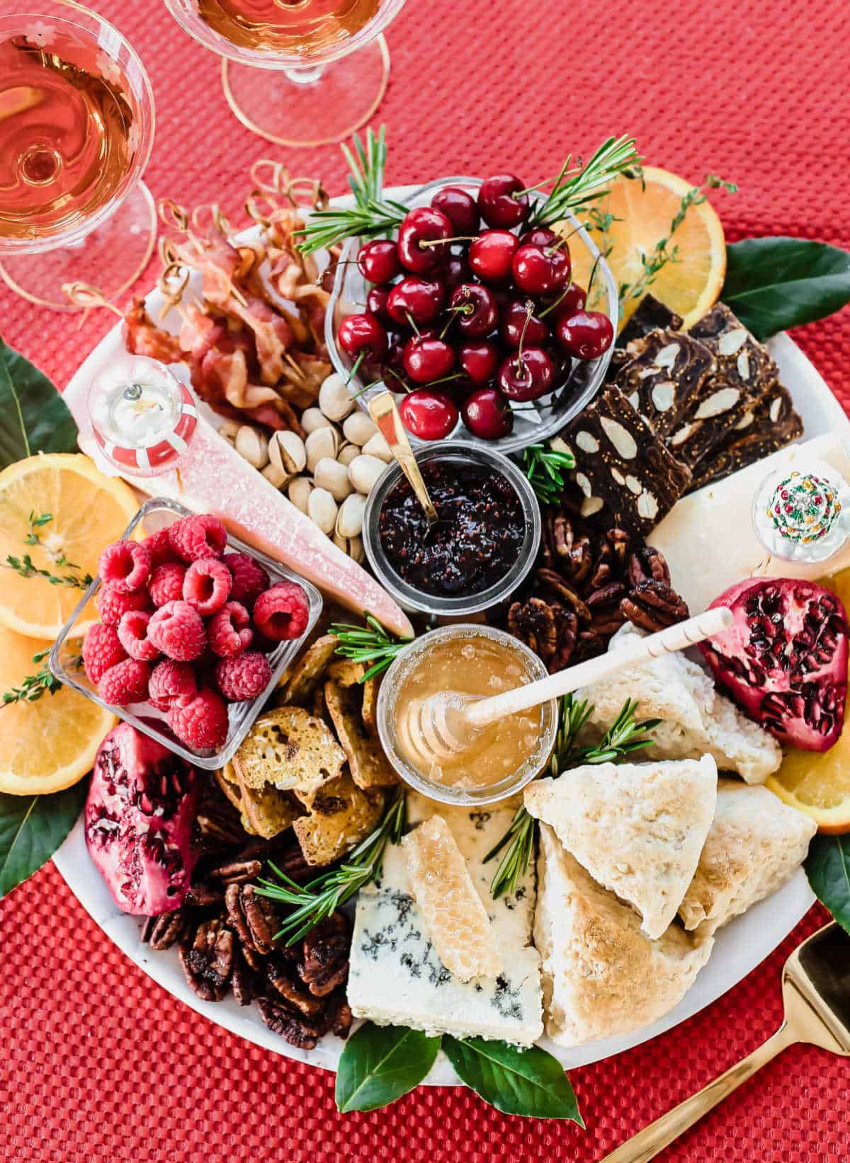 https://celebrationsathomeblog.com/wp-content/uploads/2019/01/winter-brunch-charcuterie-board.jpg