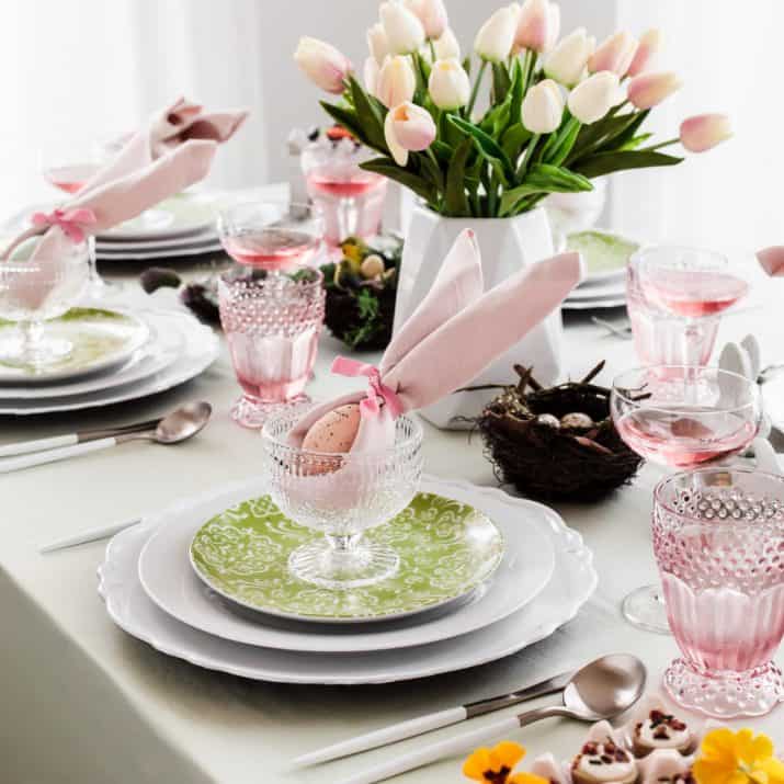 simple Easter table with pink and green