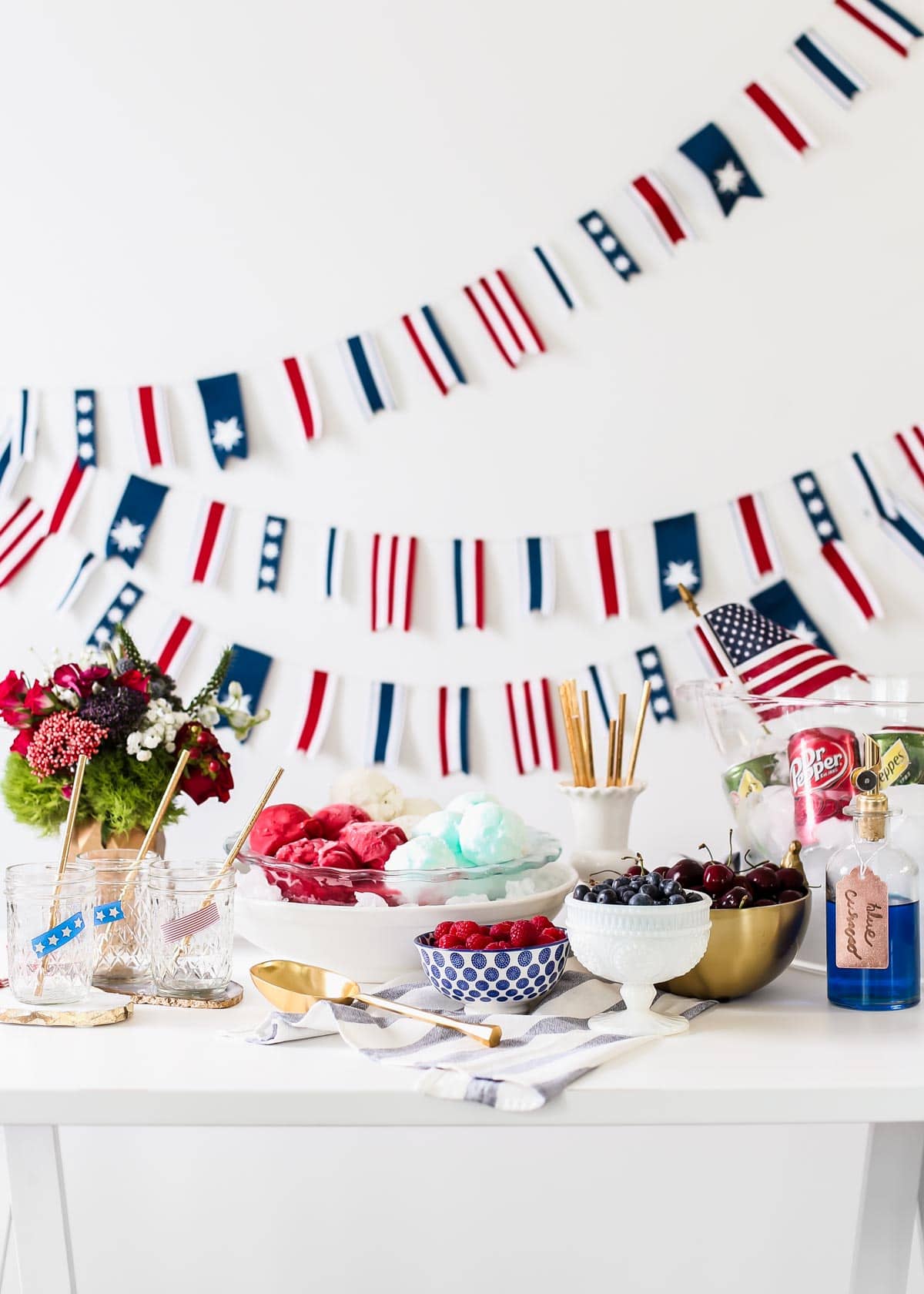 red, white and blue 4th of July themed ice cream float bar for parties.